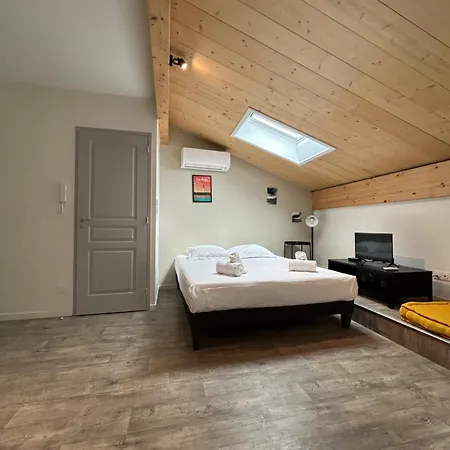 Beau Lumineux Avec Climatisation Pour 2 Personnes Appartement *