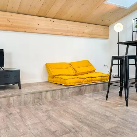 Beau Lumineux Avec Climatisation Pour 2 Personnes * Bordeaux