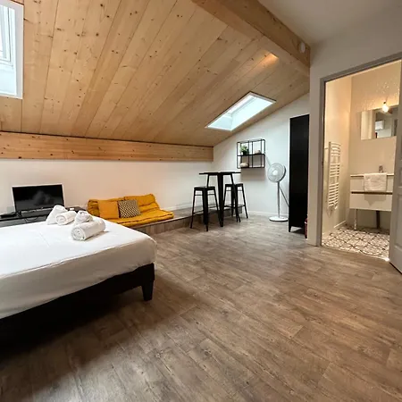 Apartment Beau Lumineux Avec Climatisation Pour 2 Personnes