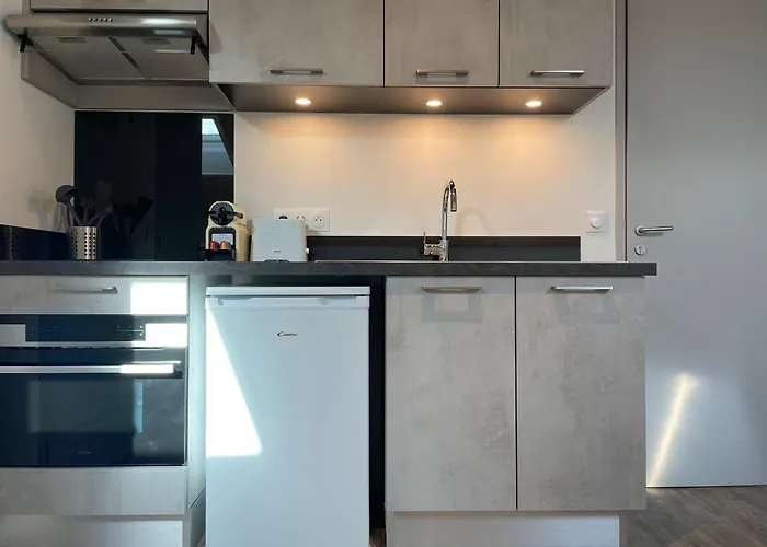 Beau Lumineux Avec Climatisation Pour 2 Personnes Appartement *